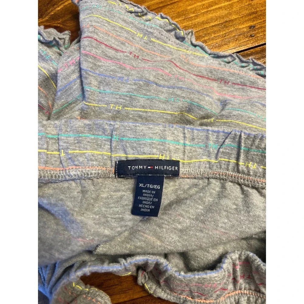 Tommy Hilfiger‎ Pajama Set Womens XL Gray Rainbow Stripe Ruffle EUC